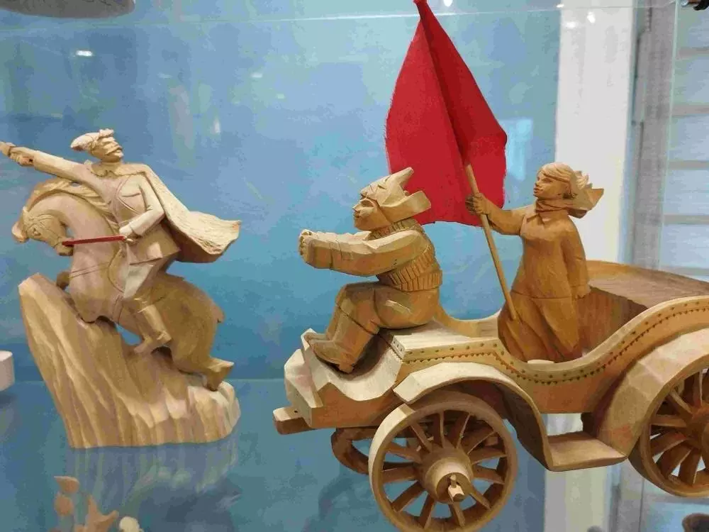 Музей деревянной игрушки в КЦ ЗИЛ